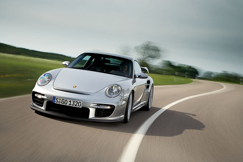 Великий Porsche 911 GT2 представлен официально