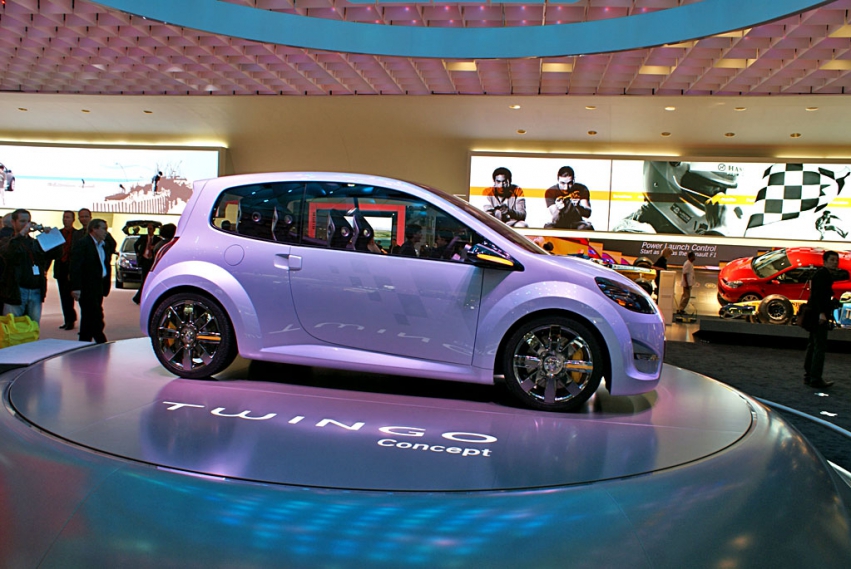 Renault представил в Париже новенький Twingo Concept