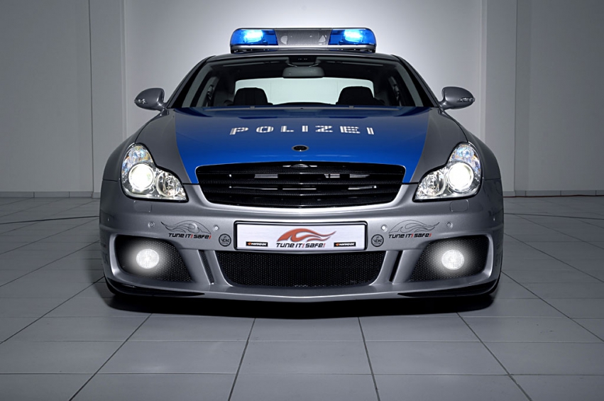 Brabus представил эксклюзивный шоукар для полиции на базе модели Rocket