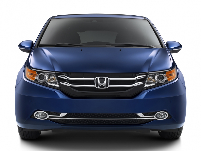 Рестайлинговый Honda Odyssey 2013 минивэн удивил оснащением