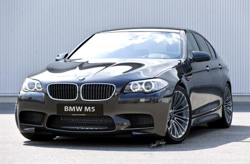 Новый BMW M5 F10 на треке