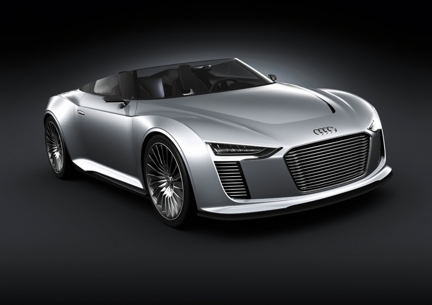 В Париже дебютировал концепт Audi e-Tron Spyder