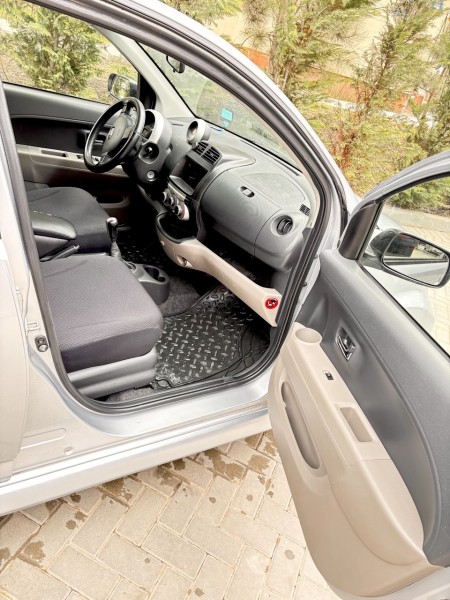 Daihatsu Sirion, 2005 - 8