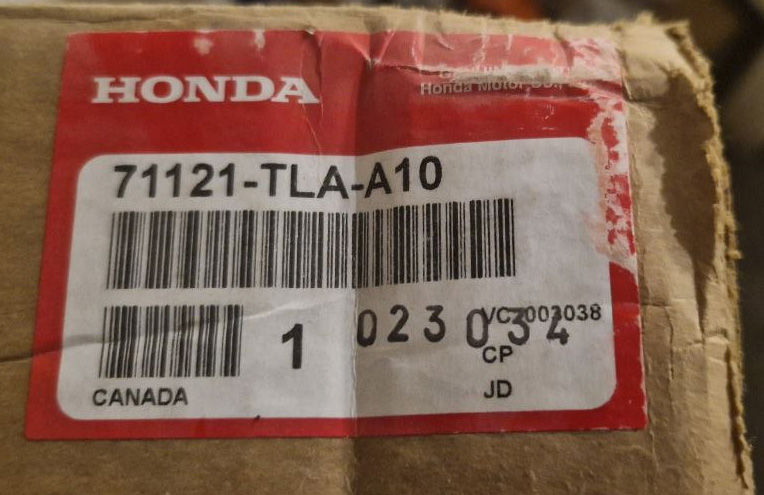 Продам решетку радиатора 71121TLAA10 Honda Crv, 2025 - 3