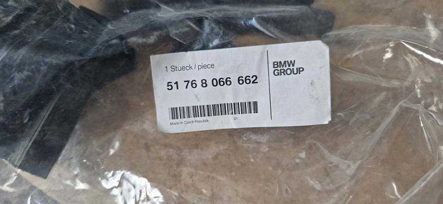 НОВЫЙ Правый УПЛОТНИТЕЛЬ КАПОТА ДВИГАТЕЛЯ BMW 3 F80 M3 M4 51768066662 8066662 ОРИГИНАЛ, 2022 - 2
