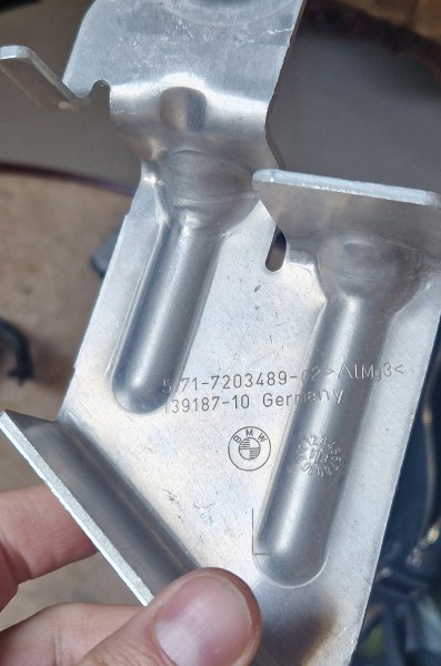 Опора колесной ниши Л BMW 51717203489, 2020 - 3