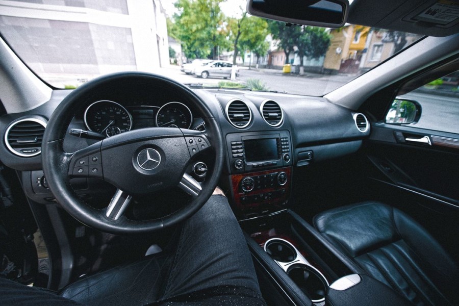 Mercedes-Benz ML500, 2006 - 2