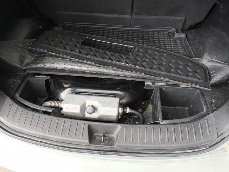 Kia Carens, 2007 - 4