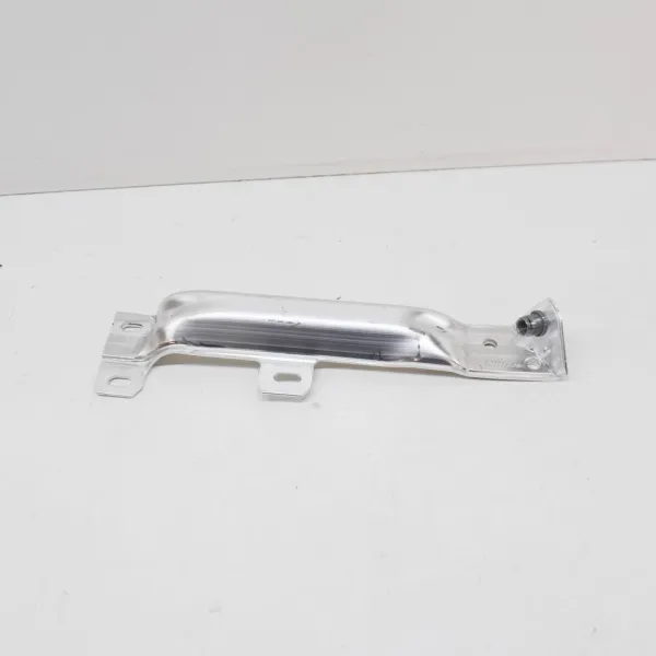 51117158894 BMW 5 F Кронштейн правый переднего бампера