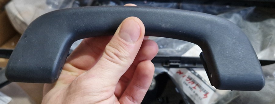 51167464441 BMW F10 ручка потолка, 2013