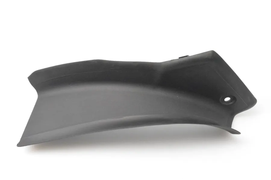 51497296103 BMW Накладка на левое крыло салона 3-4 серии F30 F32 F80 F82 2013-2017