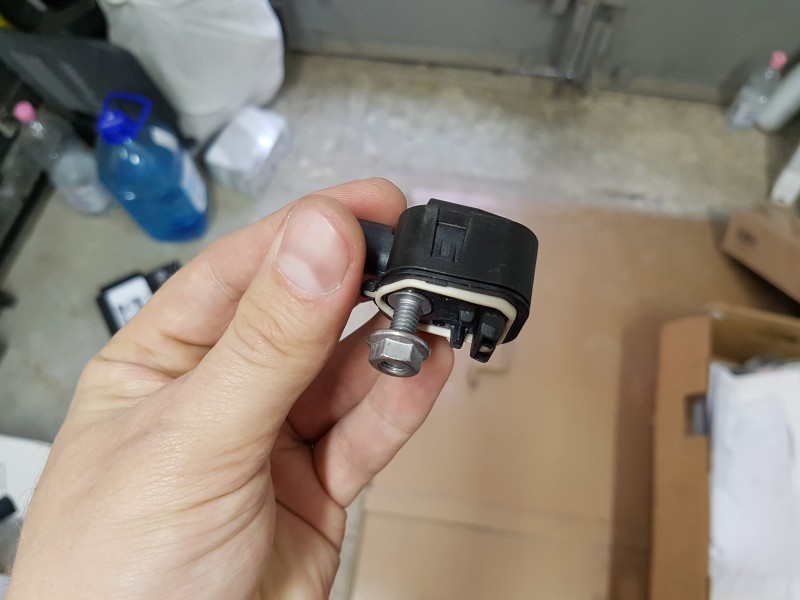 65779224178 Датчик передней двери BMW, 2020 - 3