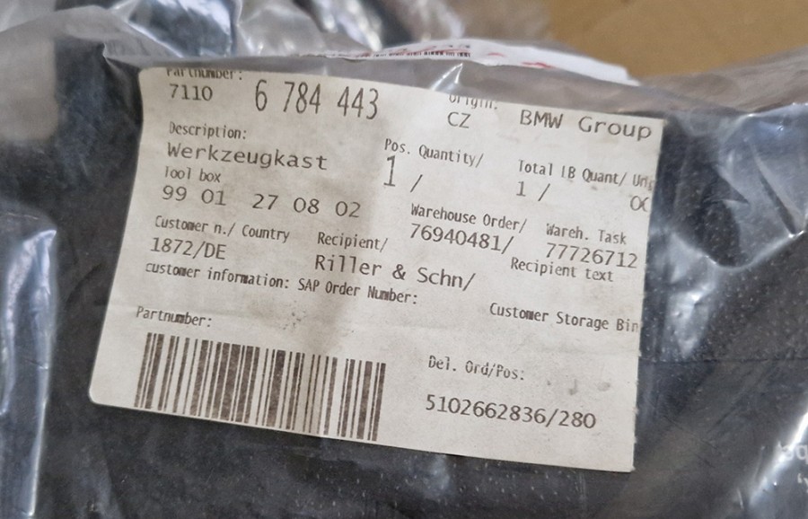 71106784443 BMW F10 F01 крышки аварийного комплекта первой помощи для багажника, 2020 - 2