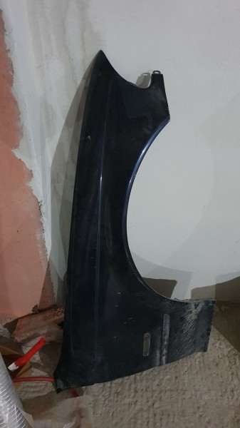 Продам капот на купэ дорест, 2 крыла седан 2001 г., 2001 - 3