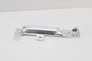 Vând 51117158894 BMW 5 F Кронштейн правый переднего бампера