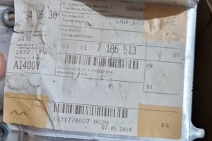 Vând 51117186513 BMW Переходная пластина левая переднего бампера