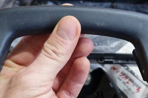 Vând 51167464441 BMW F10 ручка потолка Vând 51167464441 BMW F10 ручка потолка
