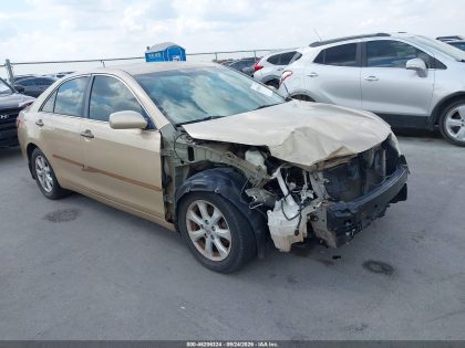 2011 TOYOTA CAMRY LE