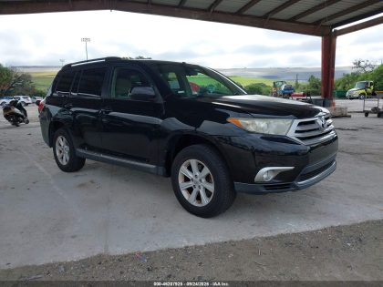 2013 TOYOTA HIGHLANDER PLUS