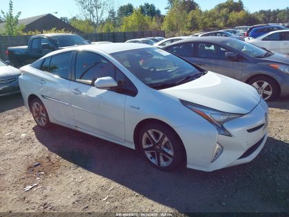 2016 TOYOTA PRIUS THREE TOURING