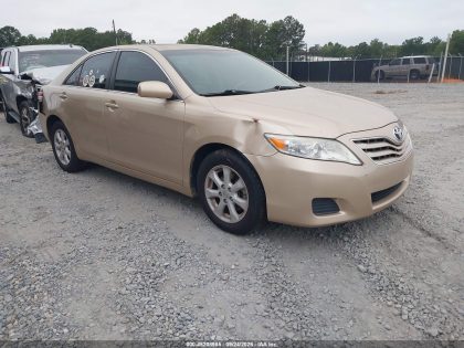 2011 TOYOTA CAMRY LE