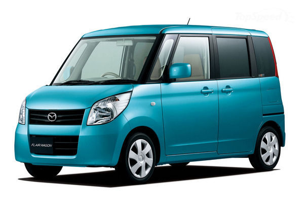 Mazda Flairwagon модельного ряда 2013 года Mazda Flairwagon модельного ряда 2013 года
