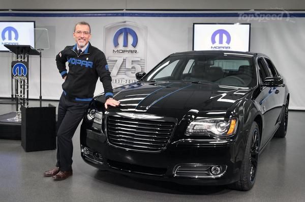 Mopar создаёт юбилейный пакет для Chrysler 300 Mopar создаёт юбилейный пакет для Chrysler 300