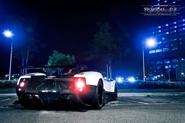 Pagani Zonda Cinque “засветилась” в Гонконге Pagani Zonda Cinque “засветилась” в Гонконге