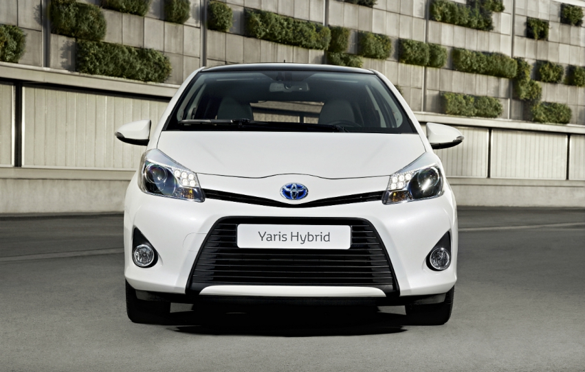 Toyota a început în Franţa producţia noului Yaris Hybrid Toyota a început în Franţa producţia noului Yaris Hybrid
