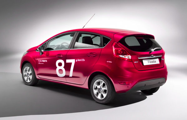 Ford a început producţia celui mai economic Fiesta din istorie: 3.3 l/100 km Ford a început producţia celui mai economic Fiesta din istorie: 3.3 l/100 km