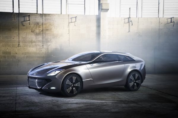 Hyundai представляет концепт I-oniq Hyundai представляет концепт I-oniq