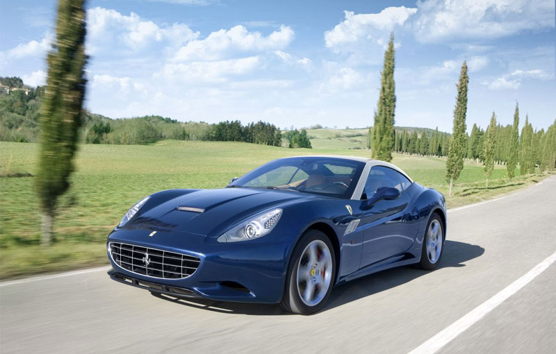 Ferrari California - faceliftul aduce 30 de cai putere în plus Ferrari California - faceliftul aduce 30 de cai putere în plus