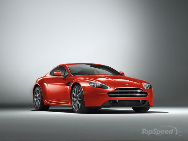 Aston Martin представляет Vantage модельного ряда 2013 года Aston Martin представляет Vantage модельного ряда 2013 года
