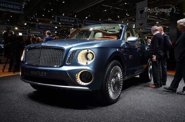 Bentley представляет свой первый внедорожник Bentley представляет свой первый внедорожник