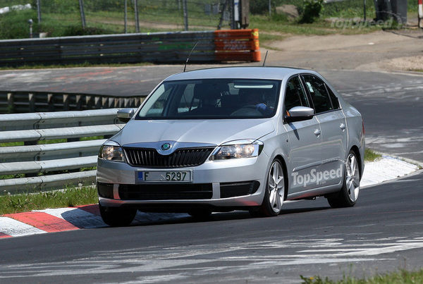 Skoda Rapid модельного ряда 2013 года Skoda Rapid модельного ряда 2013 года
