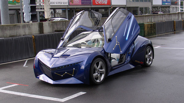 Toyota представляет футуристический автомобиль TES-ERA EV Toyota представляет футуристический автомобиль TES-ERA EV