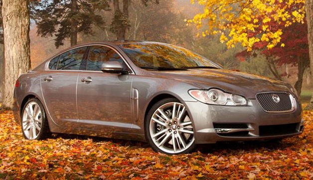 В Jaguar намерены наладить производство полноприводных седанов В Jaguar намерены наладить производство полноприводных седанов