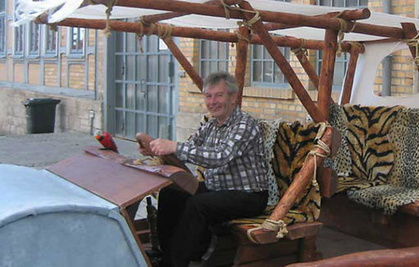 Flintstone-mobilul nu a primit aprobarea de a circula pe şoselele din Germania Flintstone-mobilul nu a primit aprobarea de a circula pe şoselele din Germania
