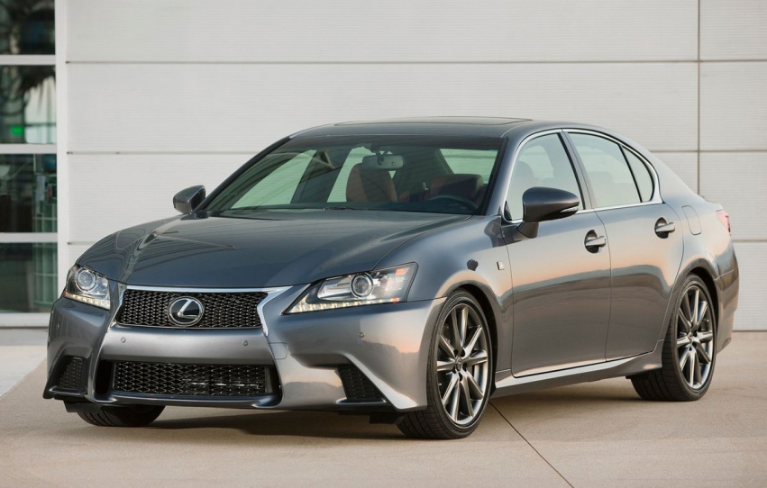 Lexus vrea să se îndepărteze de părintele Toyota Lexus vrea să se îndepărteze de părintele Toyota