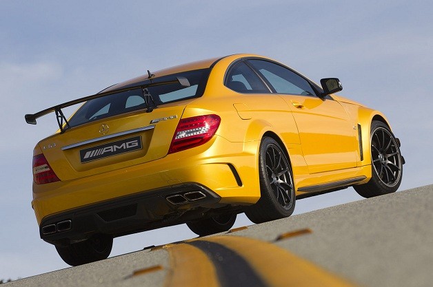 Mercedes распродал все купе C63 AMG Black Series Mercedes распродал все купе C63 AMG Black Series