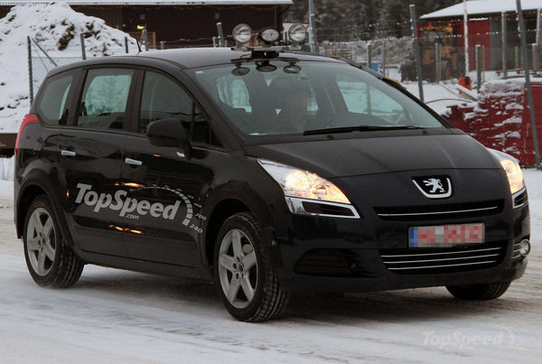 2013 Peugeot 5008 2013 Peugeot 5008