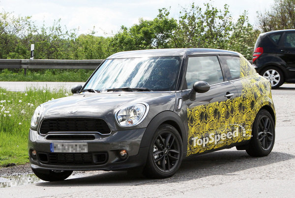 Купе Mini Countryman впервые попало в объективы камер Купе Mini Countryman впервые попало в объективы камер