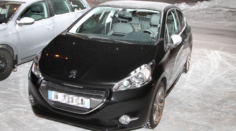 Peugeot 208 бросает вызов Volkswagen Polo GTI Peugeot 208 бросает вызов Volkswagen Polo GTI