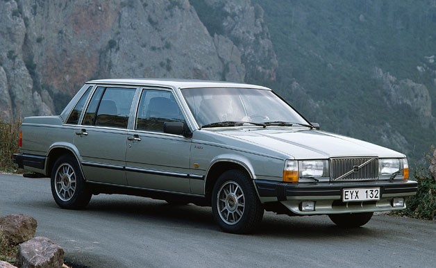 Volvo отмечает 30 лет знаменитого седану 760-й модели Volvo отмечает 30 лет знаменитого седану 760-й модели