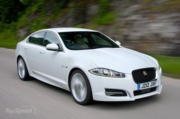 2012 Jaguar XF SE предстал в двух ипостасях 2012 Jaguar XF SE предстал в двух ипостасях