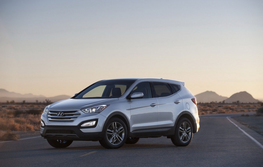 Hyundai Santa Fe - noua generaţie a debutat la New York Hyundai Santa Fe - noua generaţie a debutat la New York