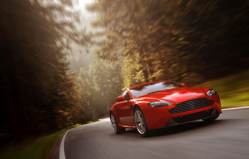 Aston Martin V8 Vantage - facelift uşor pentru Geneva Aston Martin V8 Vantage - facelift uşor pentru Geneva