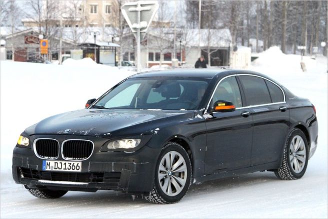 Обновленный BMW 7 серии стоит ждать к концу года Обновленный BMW 7 серии стоит ждать к концу года
