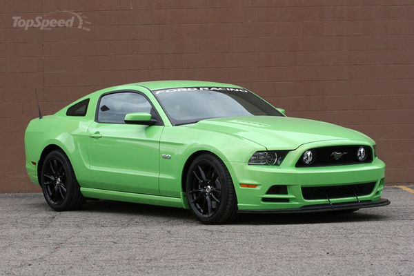 В Ford Racing доводят до ума Ford Mustang В Ford Racing доводят до ума Ford Mustang