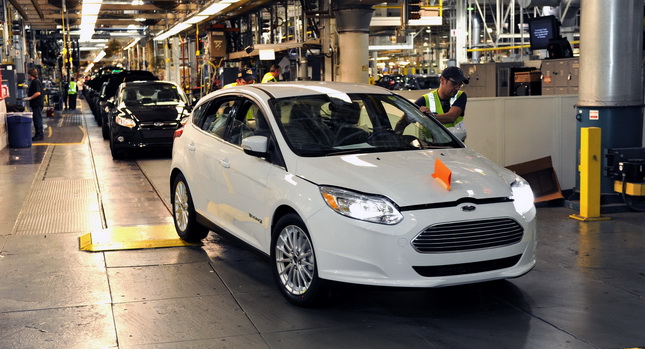Ford начинает производство Focus Electric 2012 Ford начинает производство Focus Electric 2012